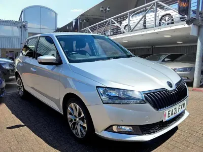 Used Skoda Fabia SE Drive 94 HP (69 kW) 2021 Brilliant silver metallic Hatchback