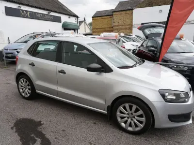 Used VW Polo S 70 HP (51 kW) 2010 Silver Hatchback