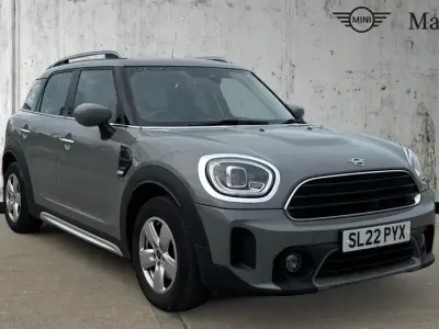 Usado Mini Cooper Countryman Classic 134 HP (98 kW) 2022 Cinzento SUV
