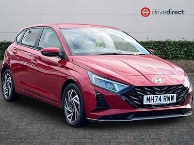Used Hyundai i20 Advanced 101 HP (74 kW) 2024 Red Hatchback