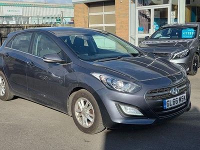 Used Hyundai i30 SE 110 HP (80 kW) 2016 Grey Hatchback
