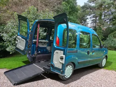Used Renault Kangoo Authentique 73 HP (53 kW) 2007 Blue MPV