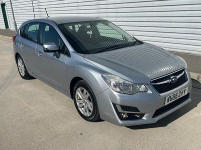 Begagnad Subaru Impreza 114 HK (83 kW) 2015 Silver Halvkombi