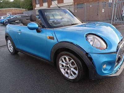 Begagnad Mini Cooper Cabriolet 2017 Blå Cab