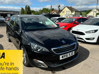 Używany Peugeot 308 SW Allure 120 KM (88 kW) 2016 Kombi