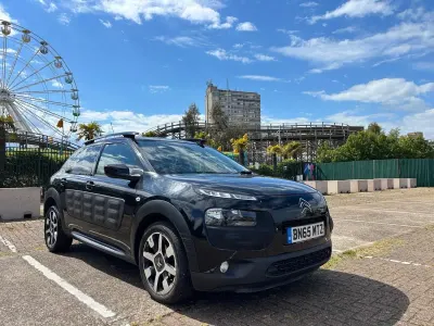 Used Citroën C4 Cactus Flair 2015 Black Hatchback
