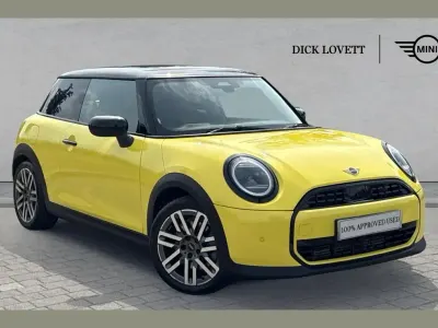 Used Mini Cooper Classic 154 HP (113 kW) 2024 Yellow Hatchback