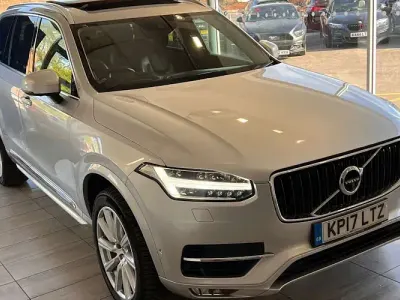 Begagnad Volvo XC90 Inscription 235 HK (172 kW) 2019 SUV
