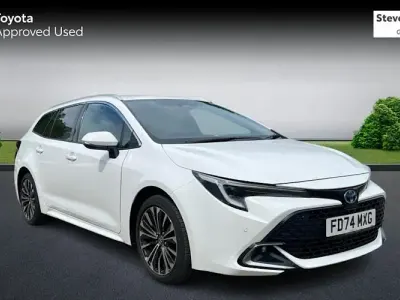 Usado Toyota Corolla Design 140 CV (102 kW) 2026 Familiar