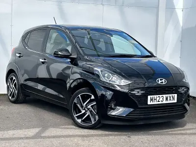 Usado Hyundai i10 Premium 67 HP (49 kW) 2023 Preto Citadino