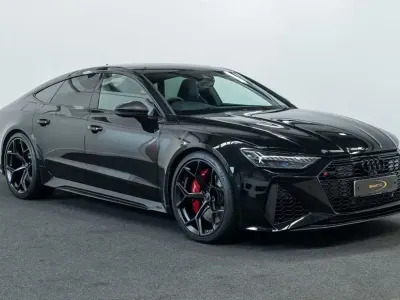 Usado Audi RS7 Sportback Design 630 HP (463 kW) 2024 Preto Citadino