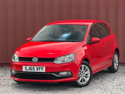 Used VW Polo SE 89 HP (65 kW) 2015 Red Hatchback