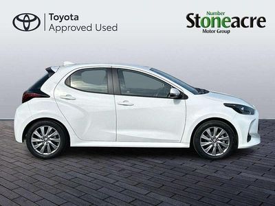 Used Toyota Yaris Hybrid 116 HP (85 kW) 2023 White Hatchback