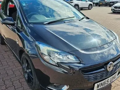 Begagnad Vauxhall Corsa Edition 100 HK (73 kW) 2015 Svart Halvkombi