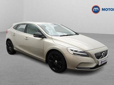 Used Volvo V40 Inscription 152 HP (111 kW) 2019 Hatchback