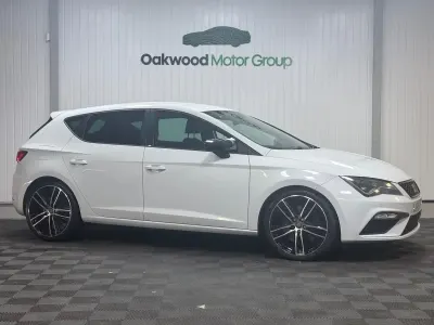 Used Seat Leon CUPRA 290 HP (213 kW) 2019 White Hatchback