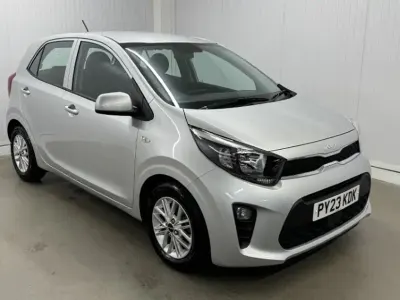 Begagnad Kia Picanto 66 HK (48 kW) 2023 Silver Halvkombi