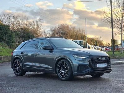 Used Audi Q8 Advanced 286 HP (210 kW) 2018 Grey SUV