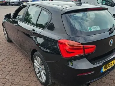 Usado BMW 116 Sport Line 2015 Negro Utilitario