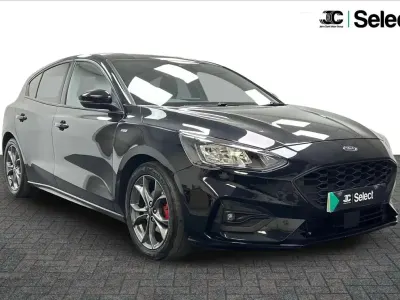 Used Ford Focus ST-Line 117 HP (86 kW) 2021 Black Hatchback