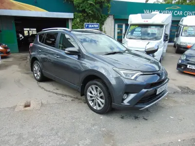 Used Toyota RAV4 197 HP (144 kW) 2016 Grey SUV