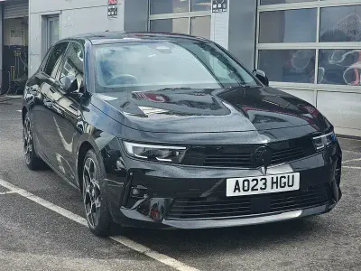 Used Vauxhall Astra Ultimate 130 HP (95 kW) 2023 Black Hatchback