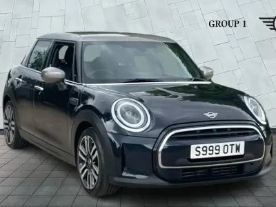 Used Mini Cooper Exclusive 136 HP (100 kW) 2022 Enigmatic black Hatchback