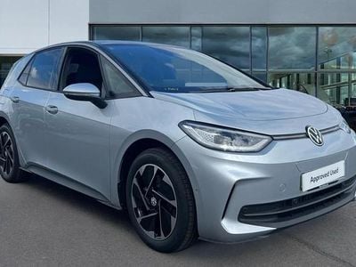 New VW ID.3 Pro 150 kW (204 HP) 2026 Metallic  scale silver/solid black roof Hatchback