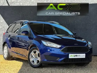 Second-hand Ford Focus Style 120 CP (88 kW) 2015 Albastru Break
