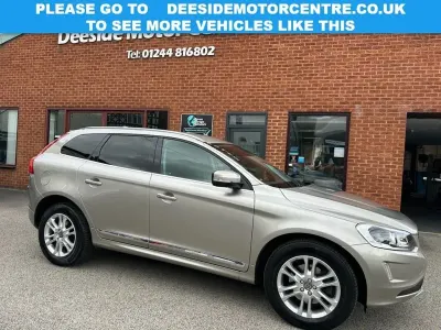 Usado Volvo XC60 SE Lux 220 CV (161 kW) 2015 Dorado SUV