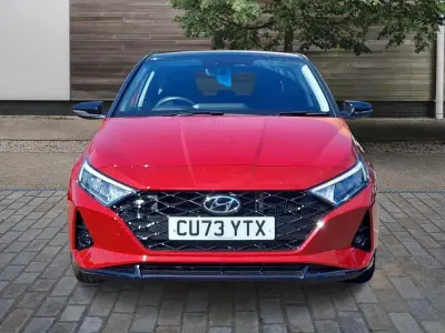 Used Hyundai i20 Ultimate 100 HP (73 kW) 2023 Red Hatchback