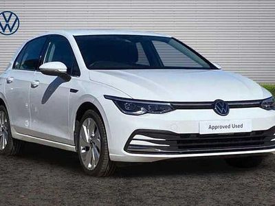 Second-hand VW Golf VIII 150 CP (110 kW) 2022