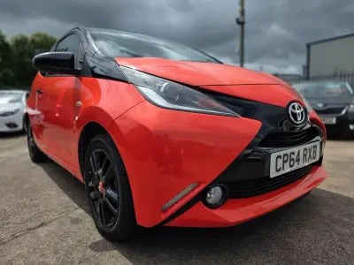 Usado Toyota Aygo X-cite 2015 Laranja Citadino