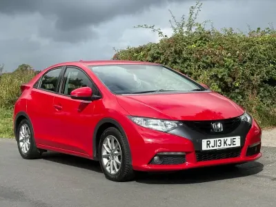 Used Honda Civic EX 142 HP (104 kW) 2013 Red Hatchback