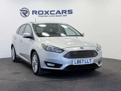 Used Ford Focus Zetec 125 HP (91 kW) 2018 Silver Hatchback