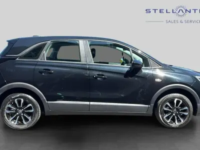 Używany Vauxhall Crossland S 128 KM (94 kW) 2022 Czarny SUV