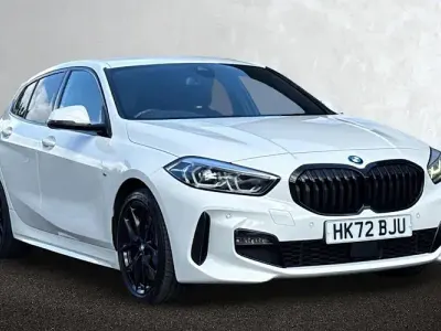 Used BMW 118 M Sport 150 HP (110 kW) 2022 White Hatchback