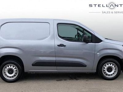 Used Peugeot Partner S 101 HP (74 kW) 2024 Grey MPV