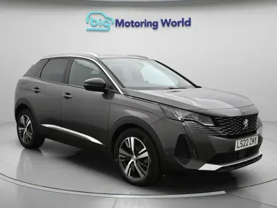 Used Peugeot 3008 Allure Premium 131 HP (96 kW) 2022 Grey SUV