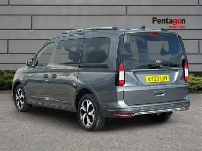 Begagnad Ford Tourneo Connect