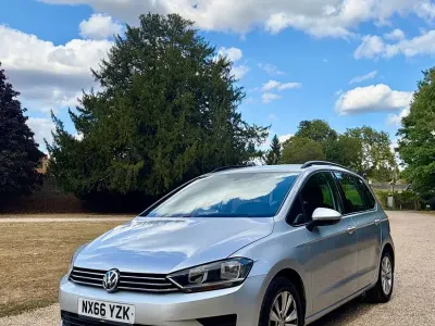 Used VW Golf VII SE 108 HP (79 kW) 2016