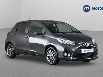 Used Toyota Yaris 99 HP (72 kW) 2016 Grey Hatchback