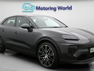 New Porsche Macan Electric 264 kW (360 HP) 2026 Grey SUV