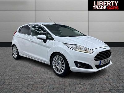 White Used 2013 Ford Fiesta Titanium Hatchback | £6,495 (Good price)