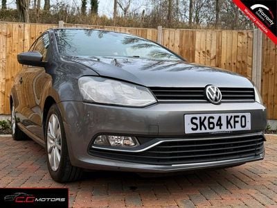 Usado VW Polo SE 60 HP (44 kW) 2014 Cinzento Citadino
