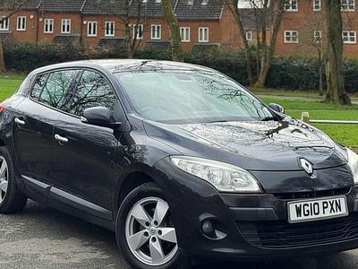 Used Renault Mégane III Dynamique 106 HP (77 kW) 2010 Black Hatchback