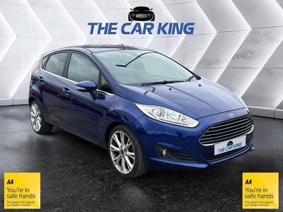 Begagnad Ford Fiesta Titanium X 2016 Blå Halvkombi