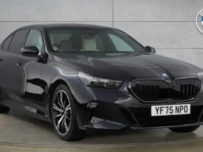 Usado BMW 550e M Sport 482 CV (354 kW) 2025 Negro