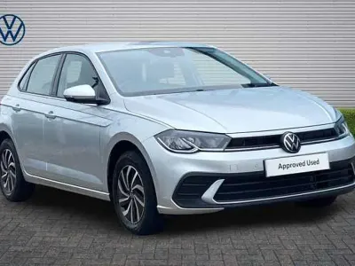 Used VW Polo Life 95 HP (69 kW) 2024 Reflex silver Hatchback