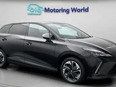 Używany MG MG4 EV Trophy 150 kW (204 KM) 2025 Hatchback